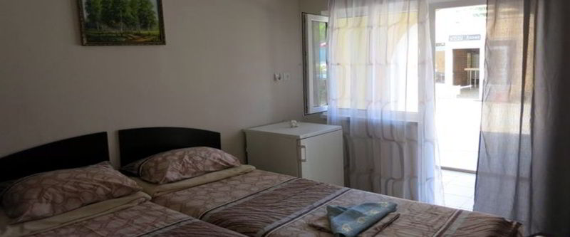 АКВАМАРИН, Затока - холодильник в каждой комнате