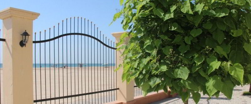 Приморье - вид с территории на море